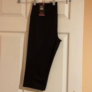 Victoria’s Secret active leggings